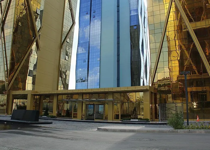 Mac Hotel Vazo Kule