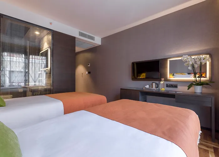 Lampa Design Hotel-Special Category