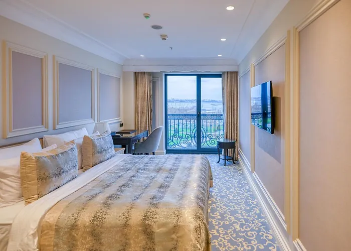 Dekalb Hotel Istanbul