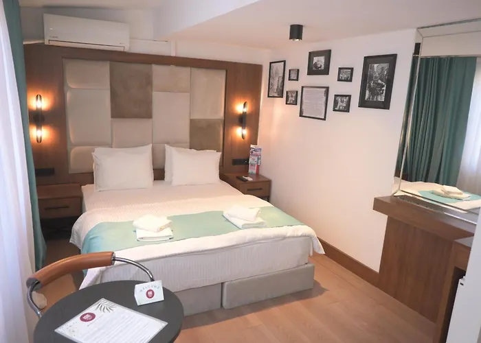 Isle Hotel