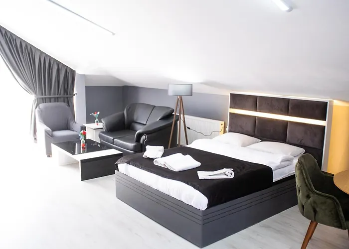 Lions Suit Hotel