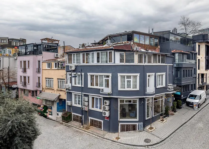 Bahaus Hostel Near Bluemosque And Hagiasophiamosque - 2 Minutes