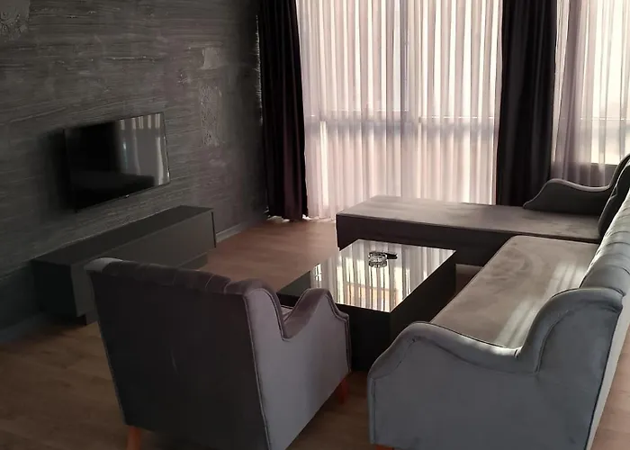 Dolce Comfort Suites Hotel
