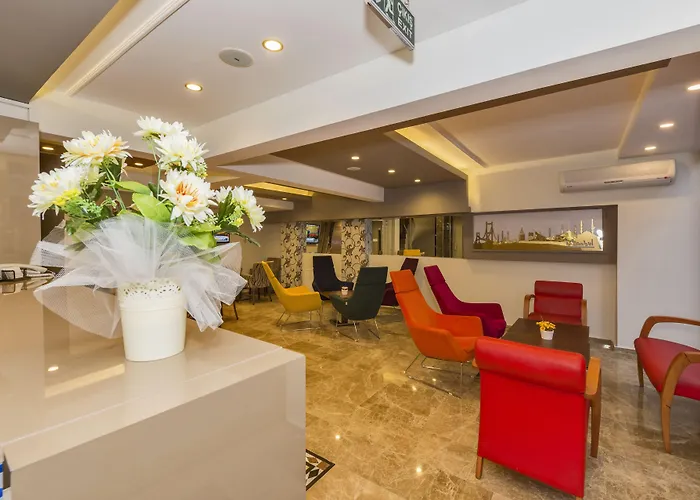 Metrolux Hotel