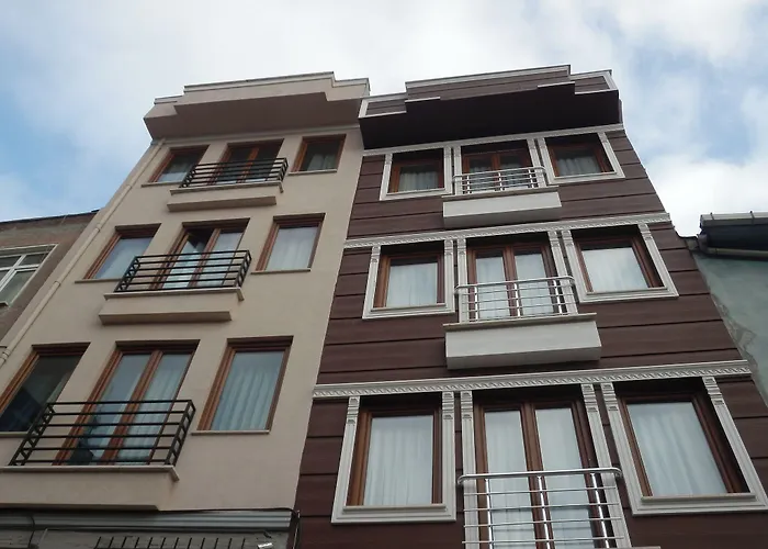 New House Стамбул, Туреччина