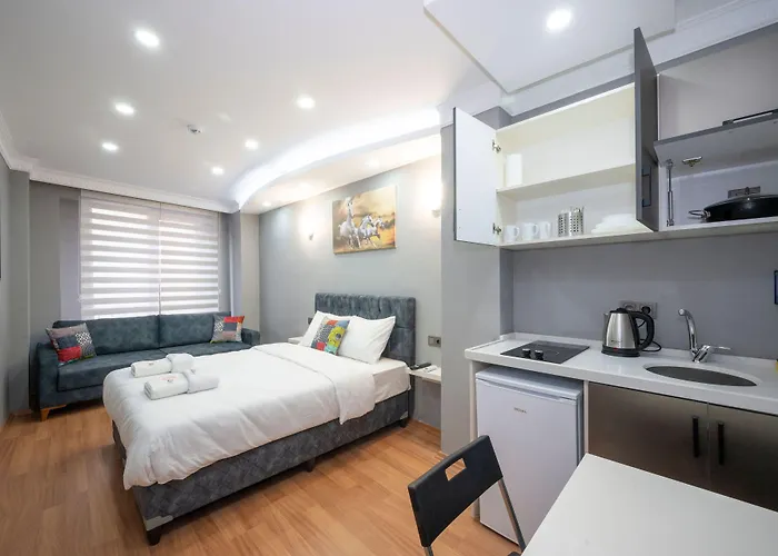 Taxim Sunpera Suites