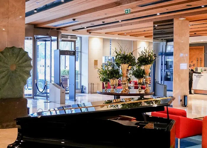 Dosso Dossi Hotels & Spa Downtown