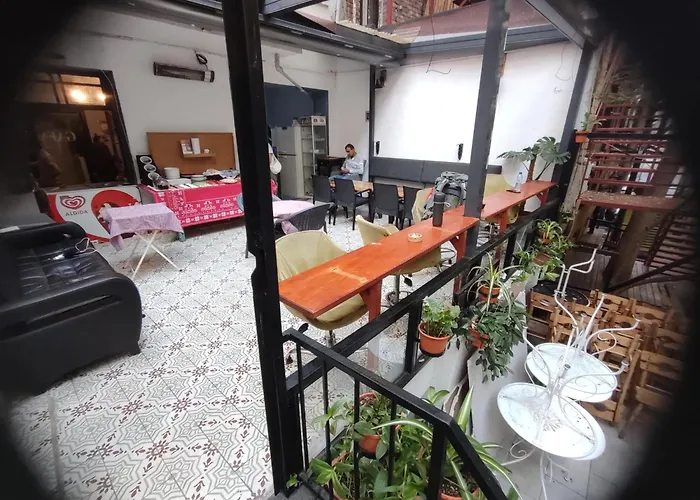 Gafa Garden Hostel & Apartments - Great Location