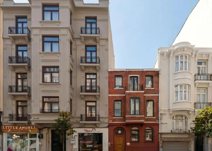 Monev Suites