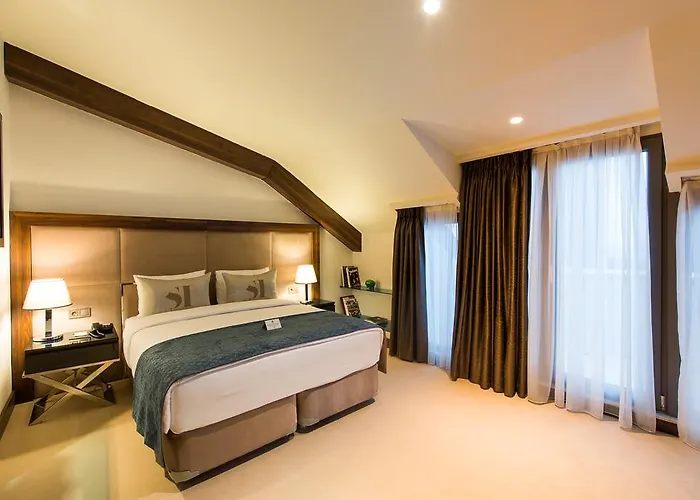 Inside Hotel Sisli