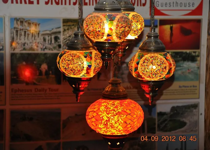 Bahaus Hostel Near Bluemosque And Hagiasophiamosque - 2 Minutes