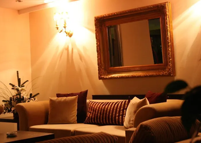 Zoe Hotel