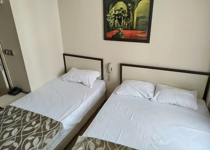 Glorina Hotel