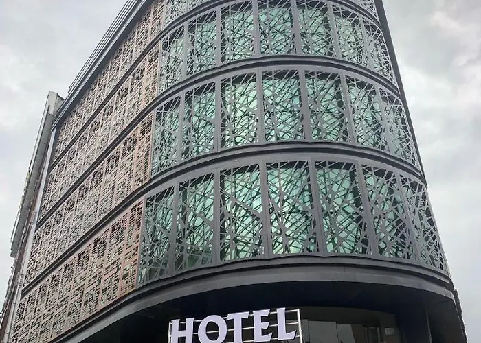 Royal Airport Hotel